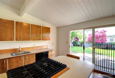 16972 Vaughn Road Mount Vernon WA 98273