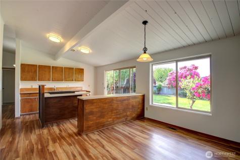 16972 Vaughn Road Mount Vernon WA 98273