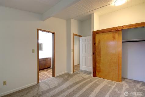 16972 Vaughn Road Mount Vernon WA 98273