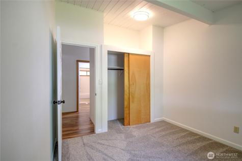 16972 Vaughn Road Mount Vernon WA 98273