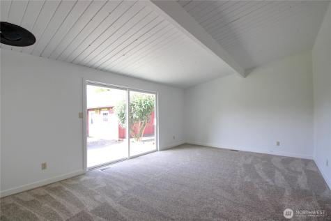 16972 Vaughn Road Mount Vernon WA 98273