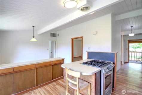 16972 Vaughn Road Mount Vernon WA 98273