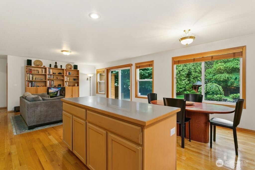 1811 53rd Loop SE Olympia WA 98501
