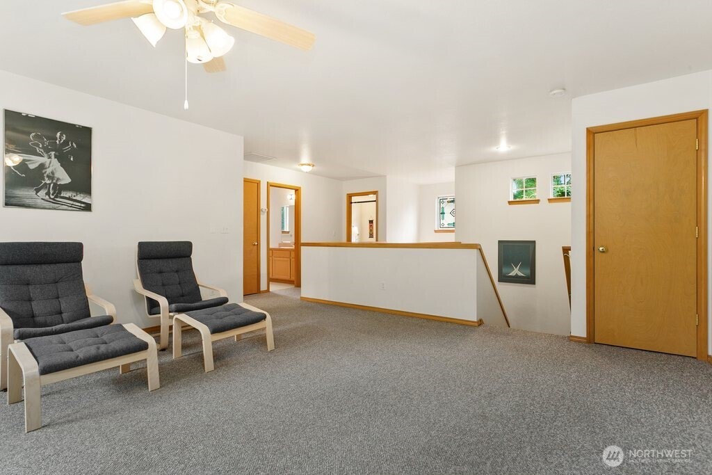 1811 53rd Loop SE Olympia WA 98501