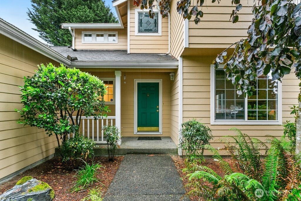 1811 53rd Loop SE Olympia WA 98501