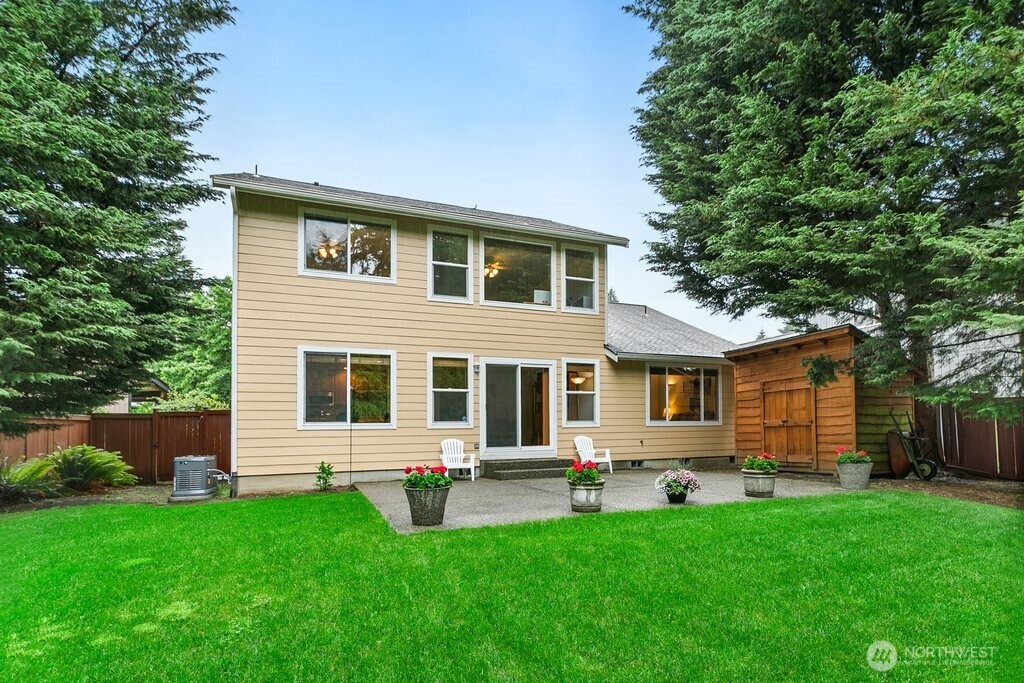 1811 53rd Loop SE Olympia WA 98501