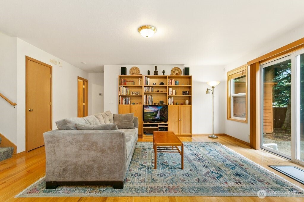 1811 53rd Loop SE Olympia WA 98501