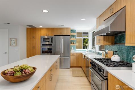 4529 34th Avenue S Seattle WA 98118