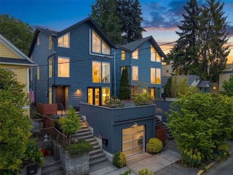 4529 34th Avenue S Seattle WA 98118