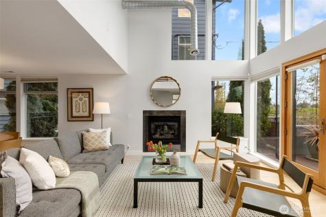 4529 34th Avenue S Seattle WA 98118