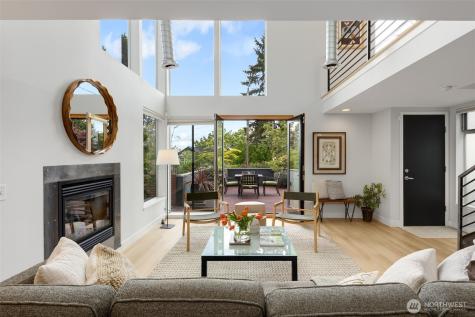 4529 34th Avenue S Seattle WA 98118