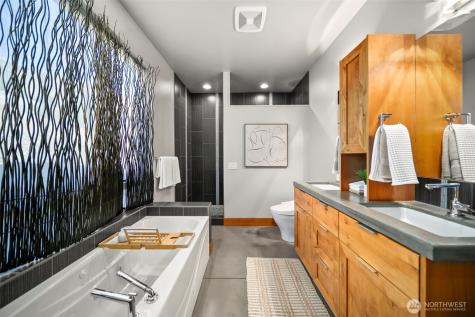 95 Laurel Estates Rock Island WA 98850