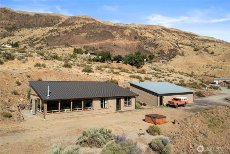 95 Laurel Estates Rock Island WA 98850