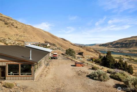 95 Laurel Estates Rock Island WA 98850