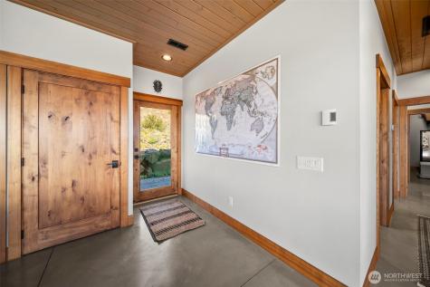 95 Laurel Estates Rock Island WA 98850