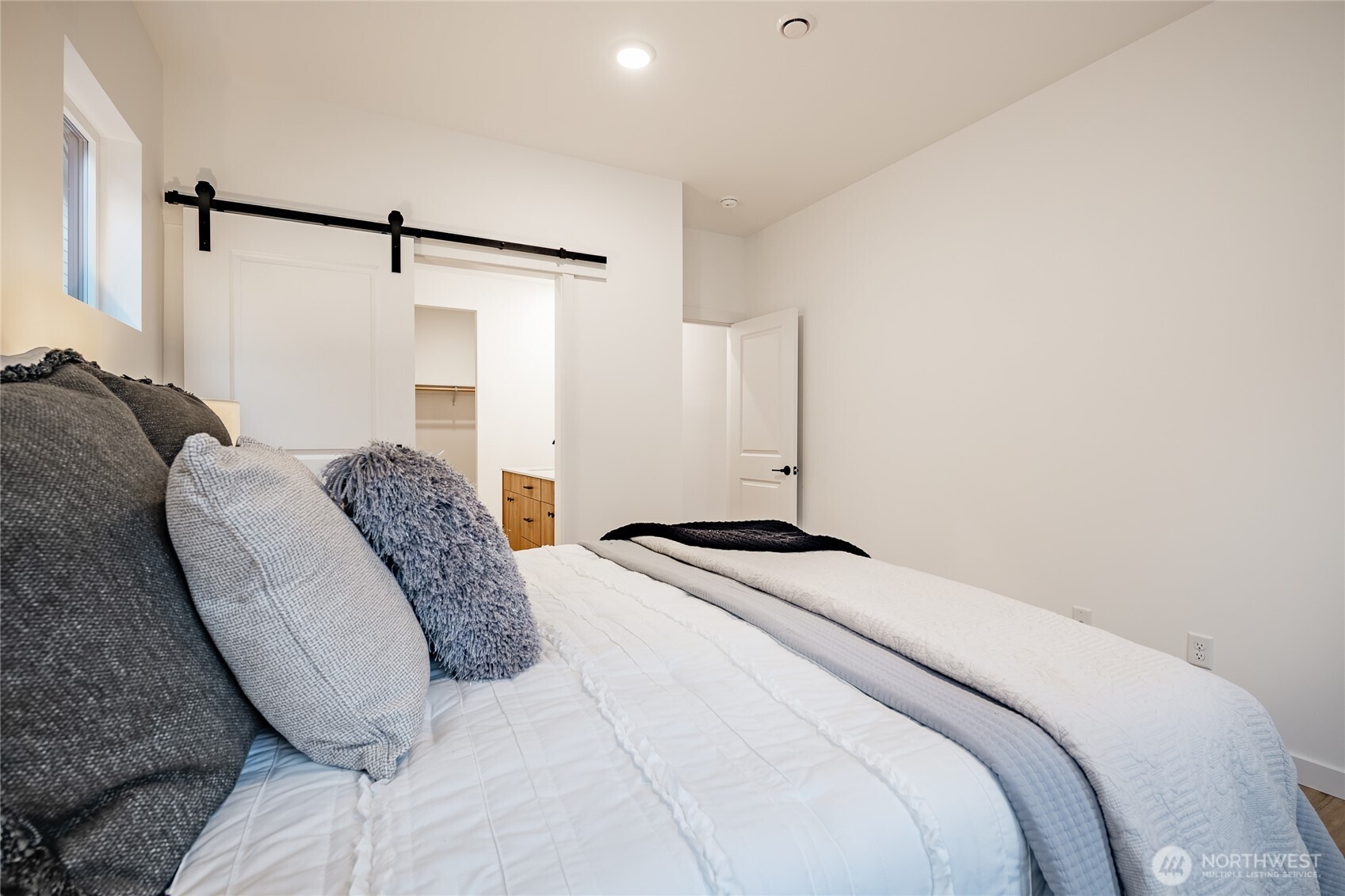 2986 Cedar View Way Blaine WA 98230