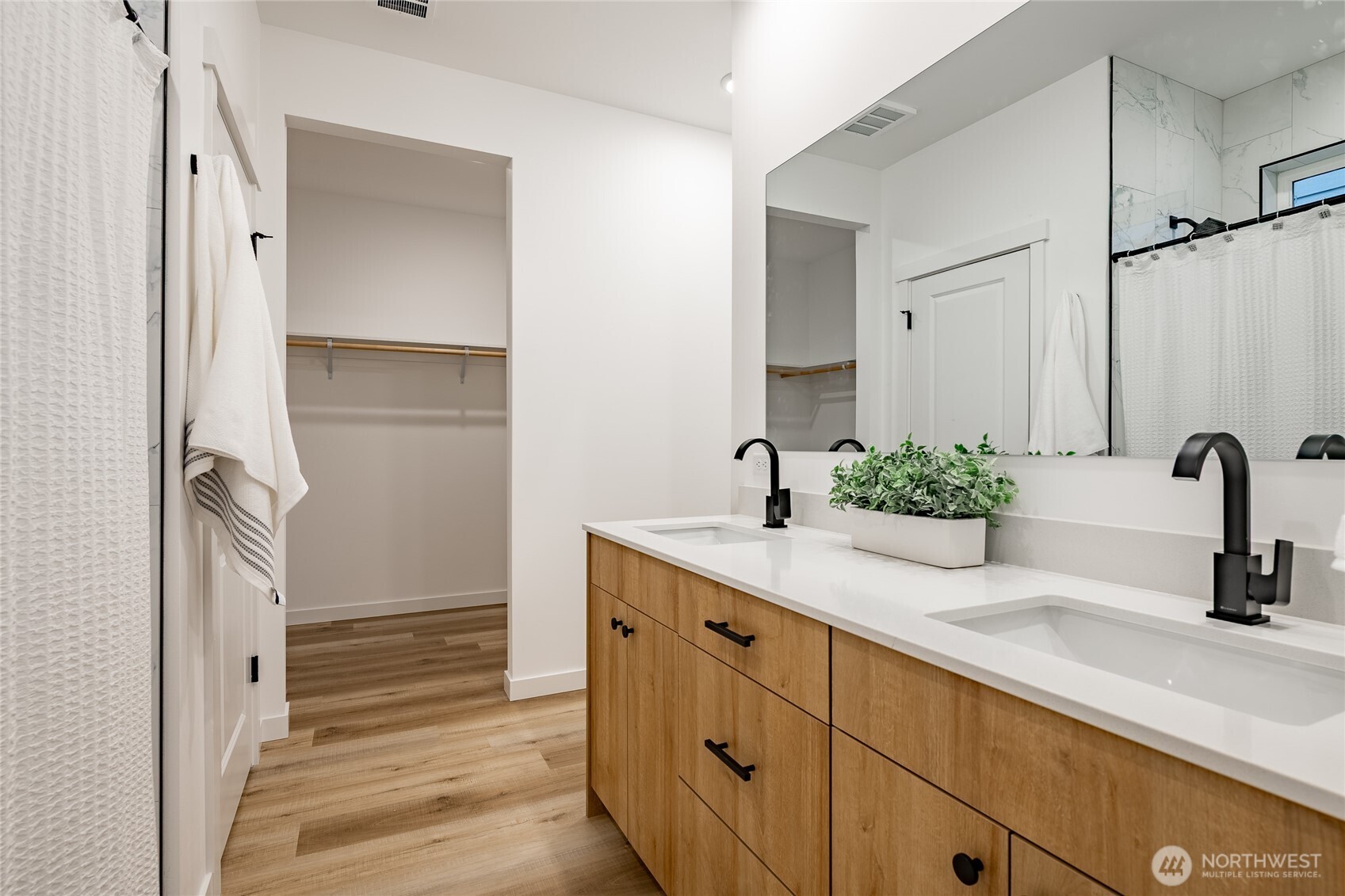 2986 Cedar View Way Blaine WA 98230