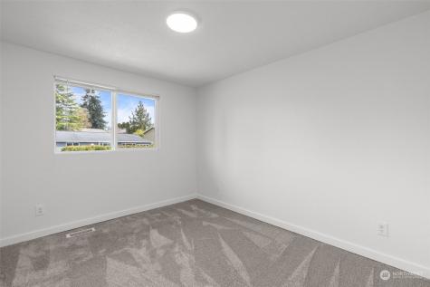 5730 60th Drive Ne Marysville WA 98270