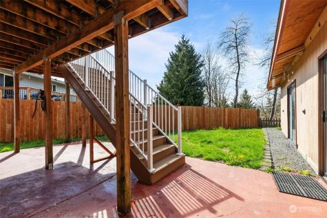 5730 60th Drive Ne Marysville WA 98270