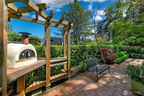 3822 S Court Street Seattle WA 98144
