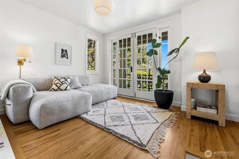 3822 S Court Street Seattle WA 98144