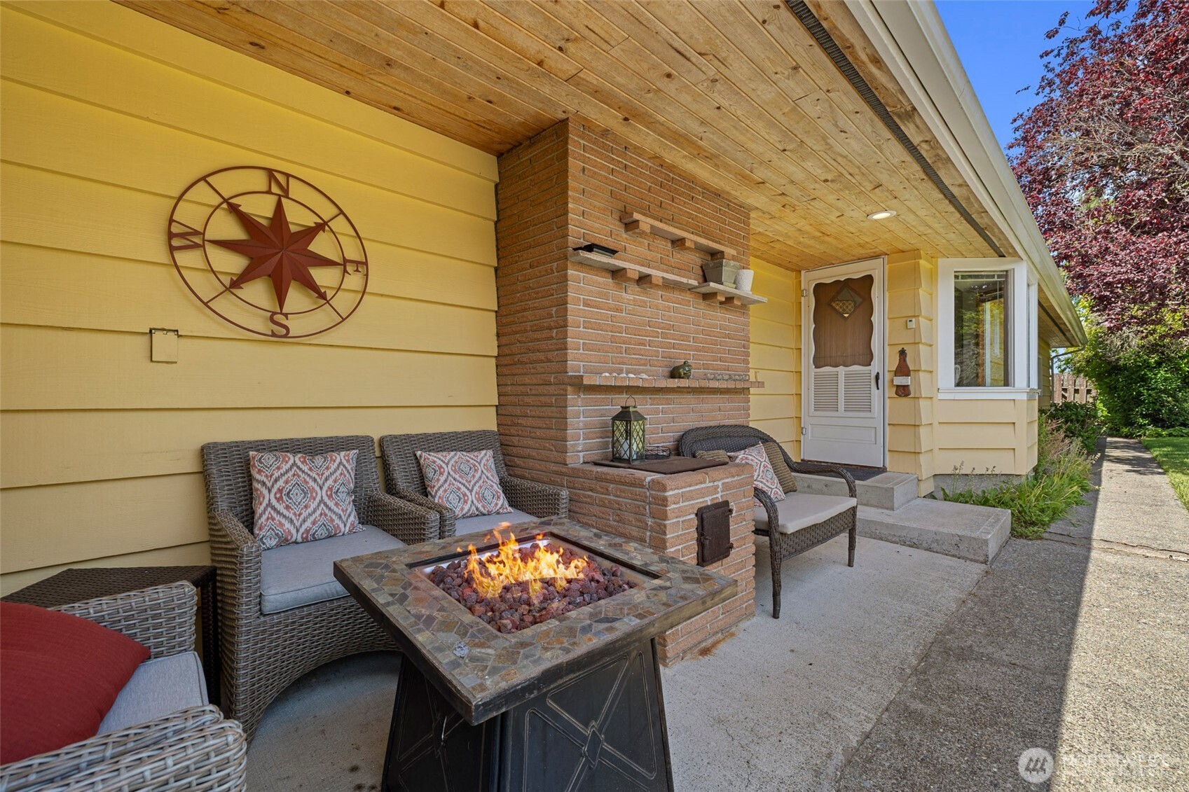 1213 Alaska Avenue Anacortes WA 98221