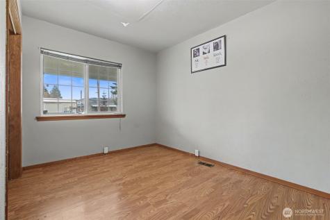214 Pe Ell Avenue W Pe Ell WA 98572
