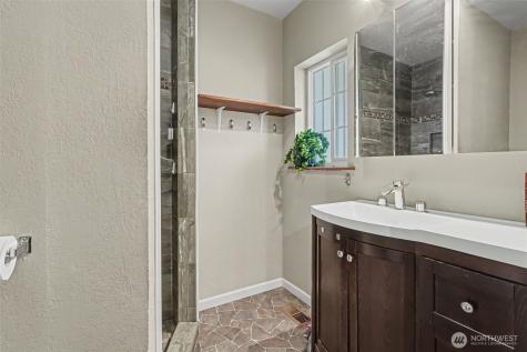 214 Pe Ell Avenue W Pe Ell WA 98572