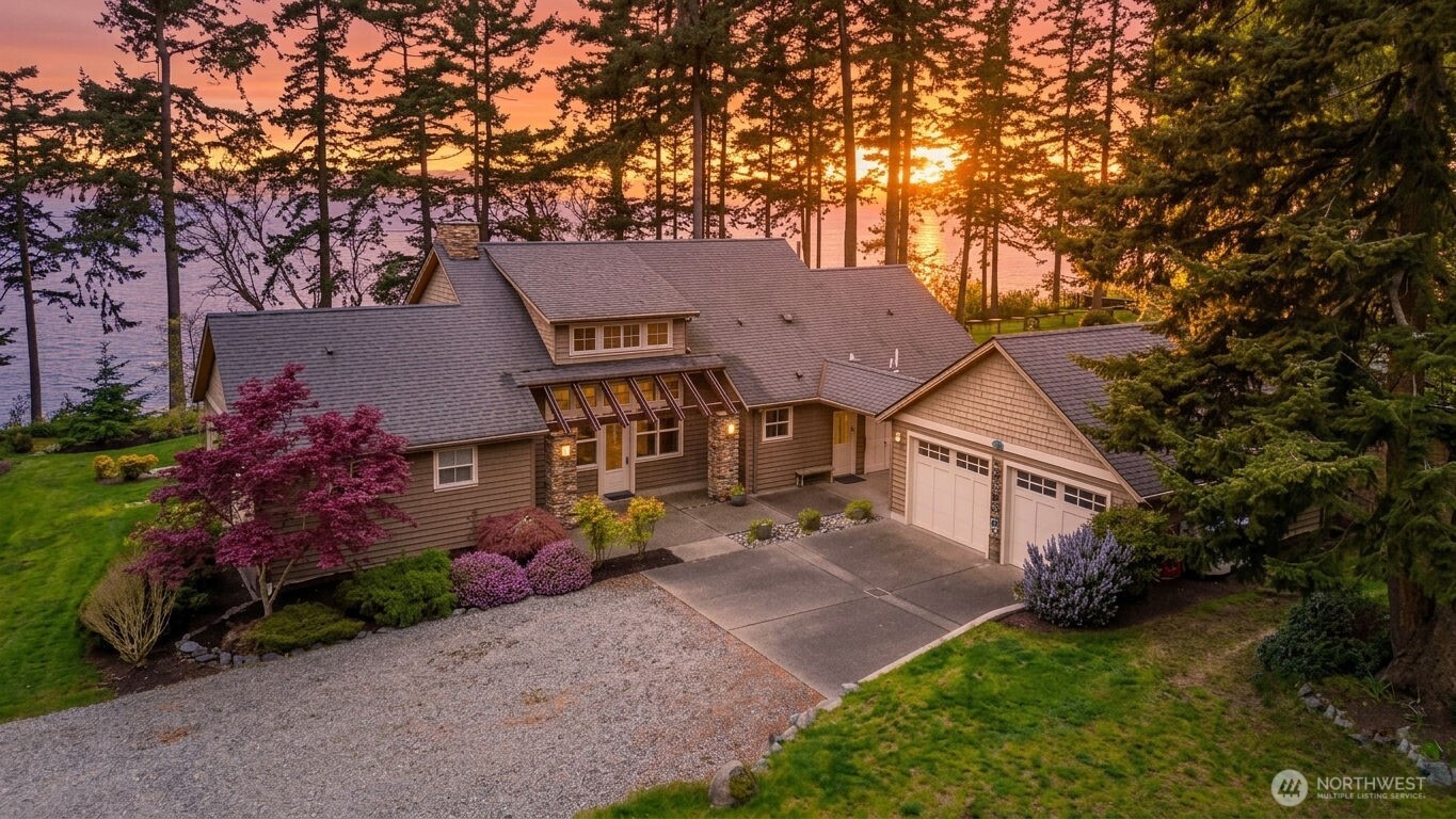 725 N Sunset Drive Camano Island WA 98282