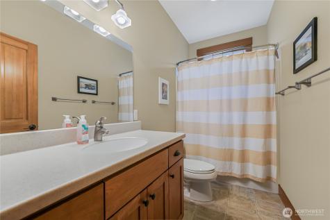 725 N Sunset Drive Camano Island WA 98282
