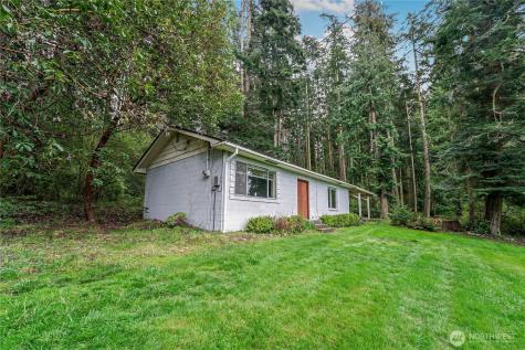 725 N Sunset Drive Camano Island WA 98282