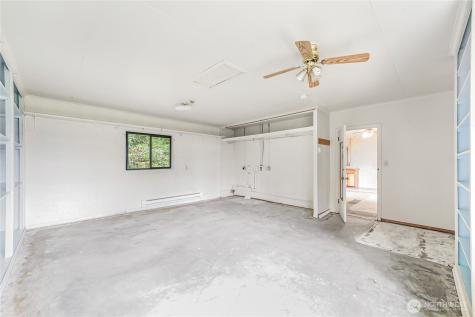 725 N Sunset Drive Camano Island WA 98282
