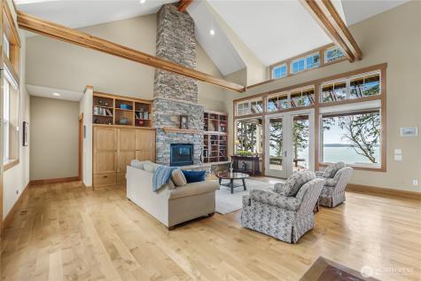 725 N Sunset Drive Camano Island WA 98282