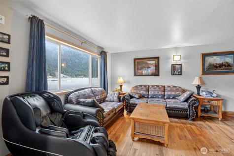 3021 Deep Lake North Shore Way Colville WA 99114