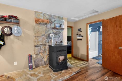 3021 Deep Lake North Shore Way Colville WA 99114