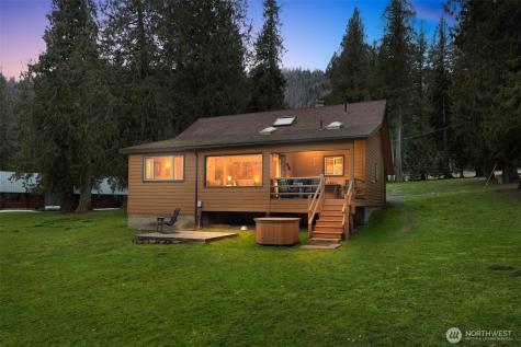 3021 Deep Lake North Shore Way Colville WA 99114