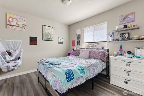 3639 SW Cardiff Street Port Orchard WA 98367