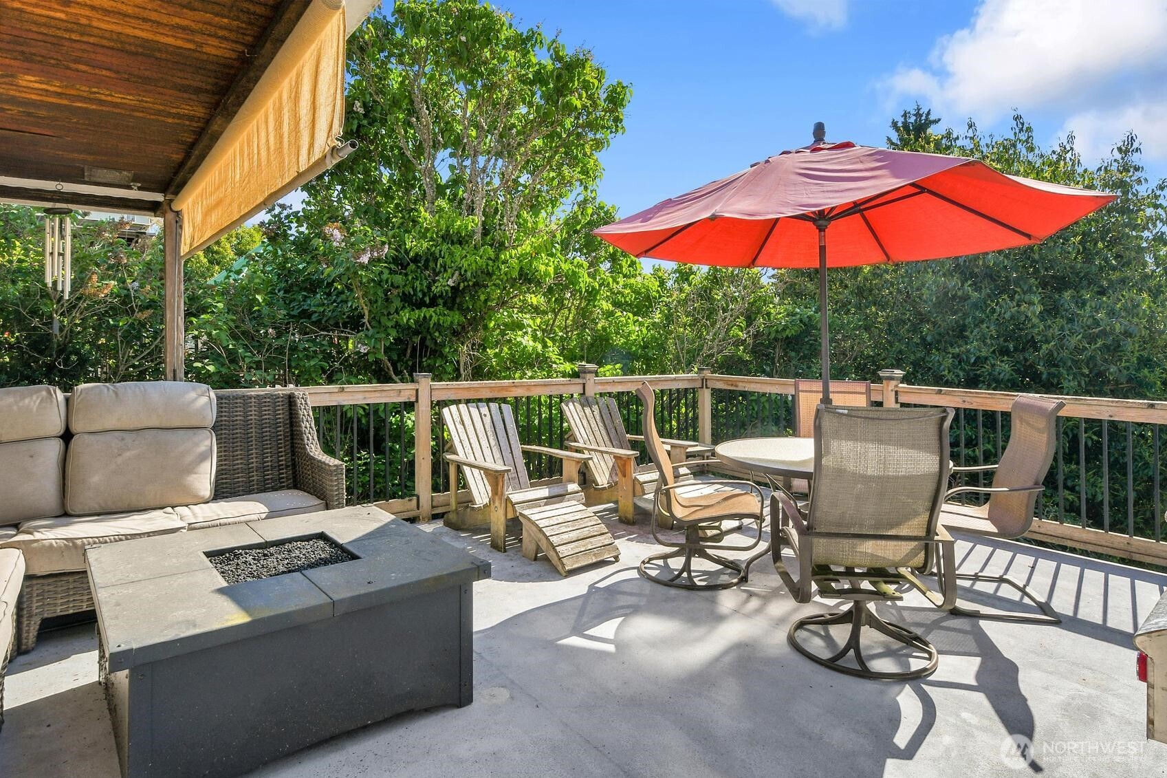 5309 SW 47th Seattle WA 98136