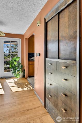 5309 47th Avenue SW Seattle WA 98136