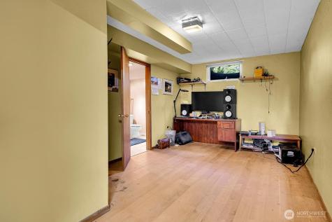 5309 47th Avenue SW Seattle WA 98136
