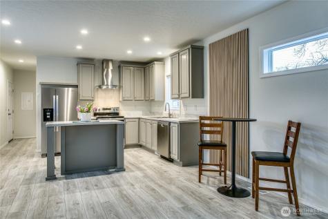 2400 Donovan Avenue Bellingham WA 98225