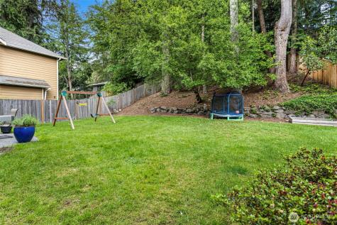 516 N 180th Street Shoreline WA 98133