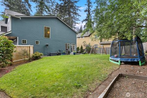 516 N 180th Street Shoreline WA 98133