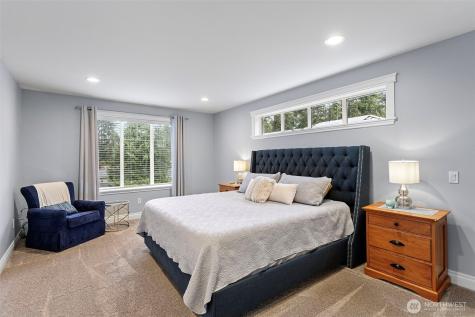 516 N 180th Street Shoreline WA 98133