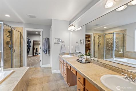 516 N 180th Street Shoreline WA 98133