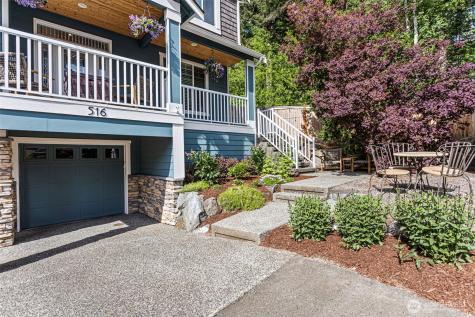 516 N 180th Street Shoreline WA 98133