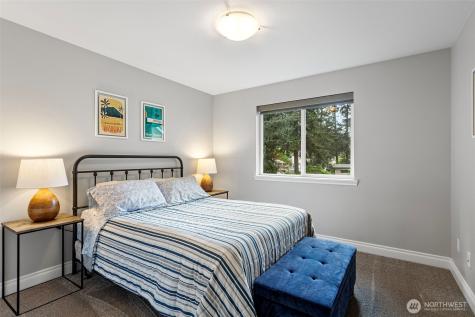 516 N 180th Street Shoreline WA 98133