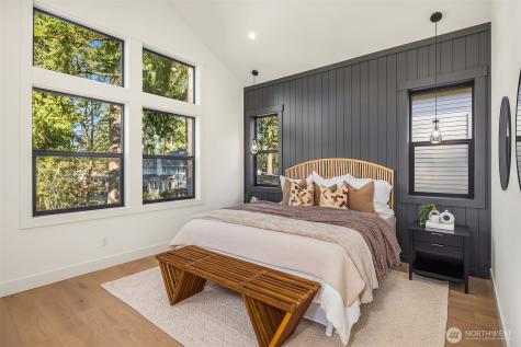 15014 SE 22nd Street Bellevue WA 98007