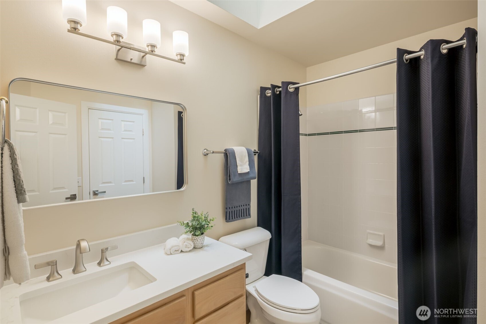 7229 245th Way NE Redmond WA 98053
