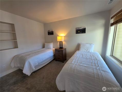 1 Lodge 640-o Manson WA 98831